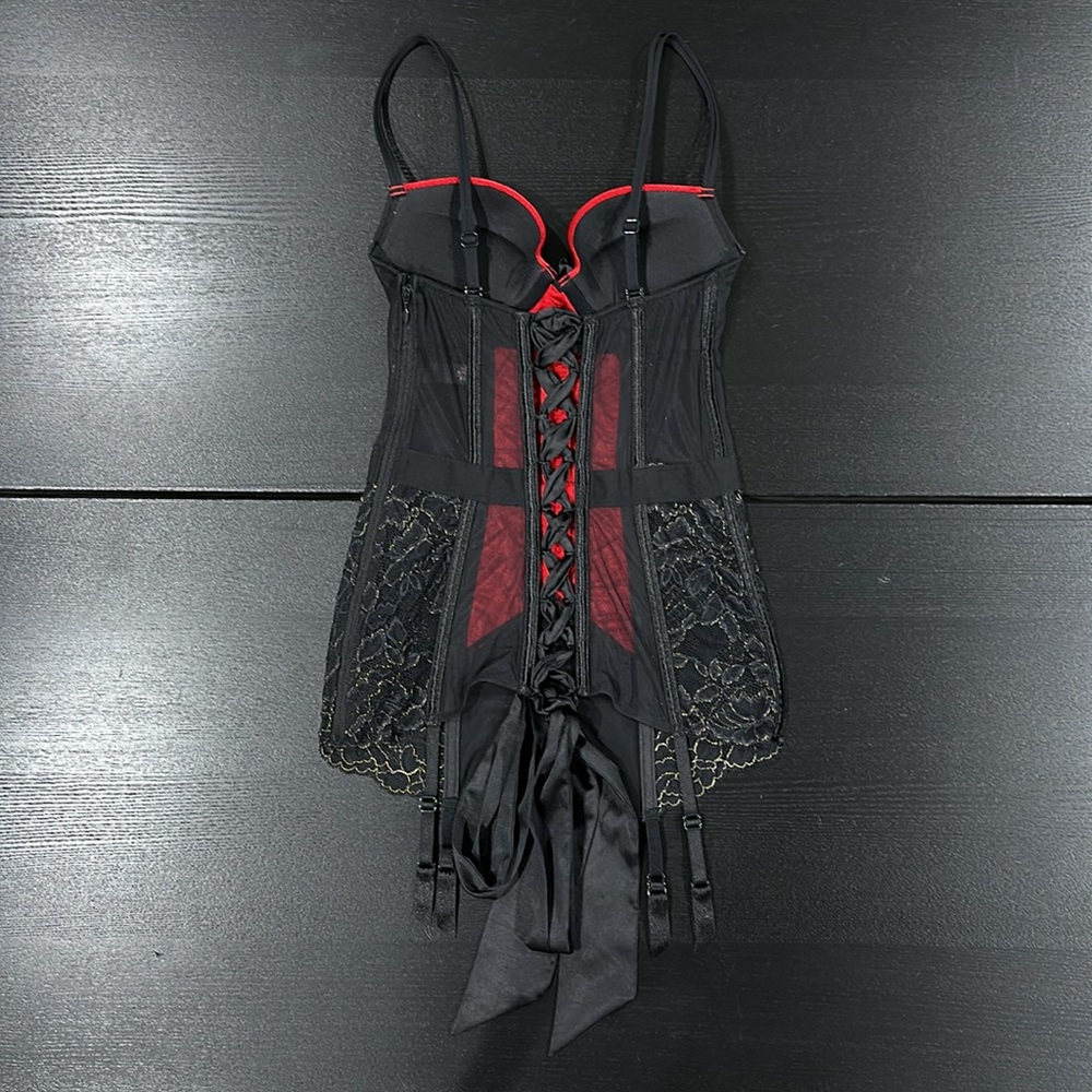 Victoria’s Secret Red and Black Lingerie Corset with Lace-Up Back - 34B - Picture 3 of 8